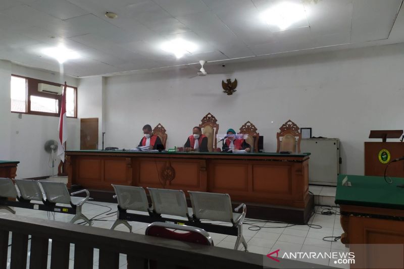 Dua anggota DPRD Jabar divonis 2 tahun penjara akibat suap banprov