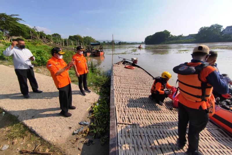 BPBD kerahkan drone air-udara cari korban perahu terbalik Bojonegoro