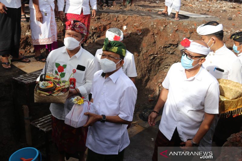 Gubernur Bali letakan batu pertama pembangunan RSU Bangli