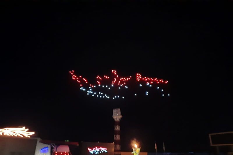 Atraksi lampu drone turut meriahkan pembukaan Peparnas XVI Papua 2021