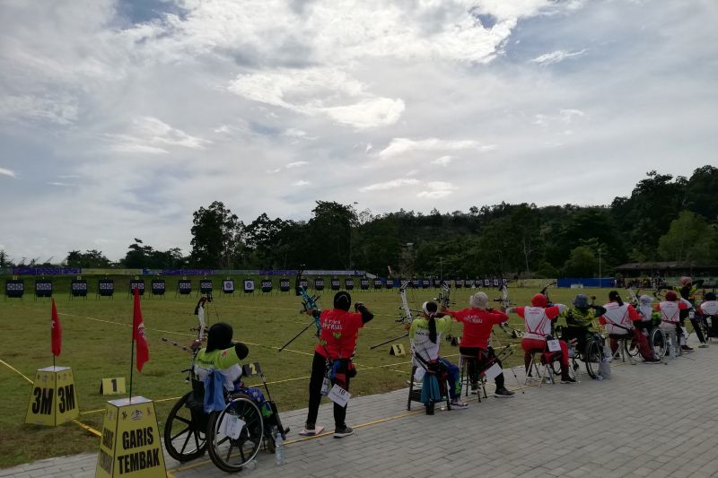 Tuan rumah dominasi medali emas laga perdana panahan Peparnas Papua