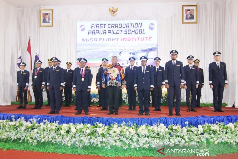 Pemprov apresiasi 15 putra Papua lulus dari Nusa Flight Institute