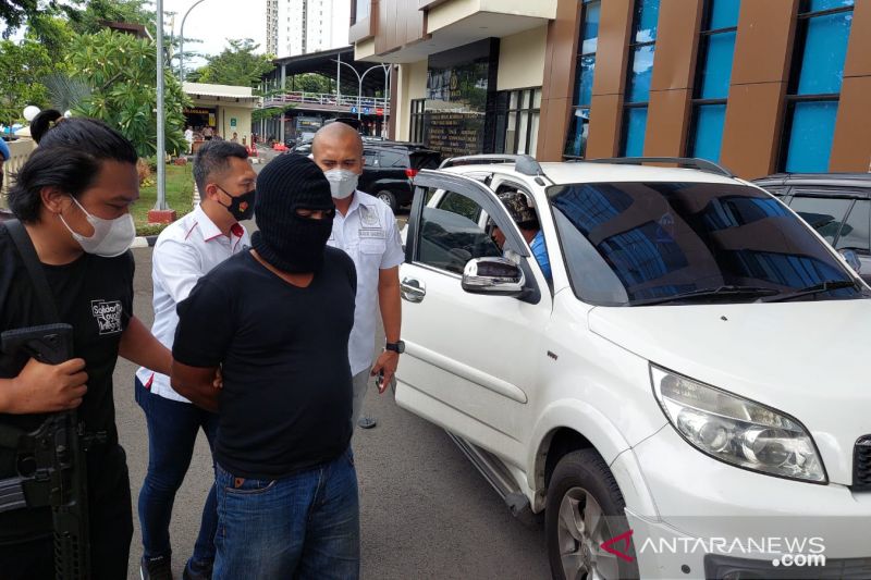 Polisi masih kejar satu bandar narkoba yang tabrak anggota di Cirebon