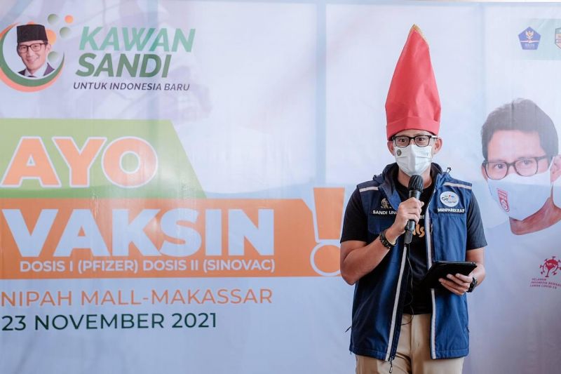 Sandiaga apresiasi masyarakat Makassar dalam mengikuti vaksinasi