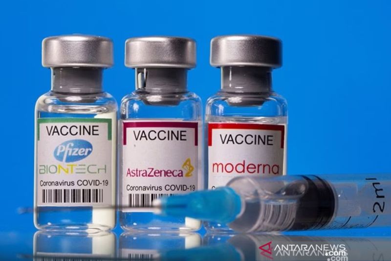 Satgas: Vaksinasi tetap berjalan sesuai prioritas dua dosis lengkap