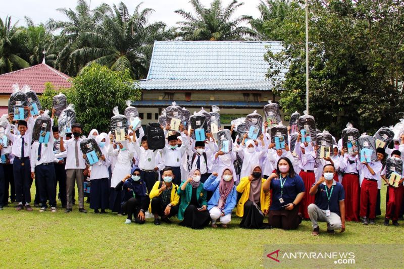 Bantuan pendidikan di Dumai