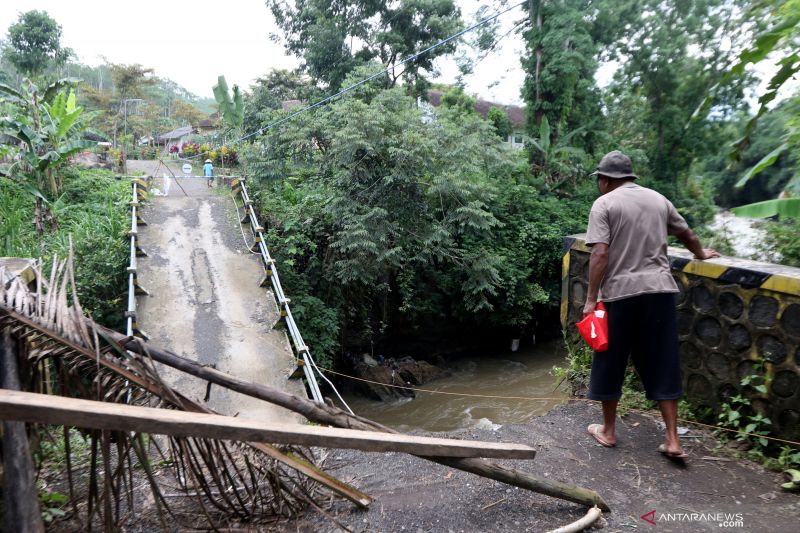 BNPB catat 2.552 bencana terjadi di Indonesia
