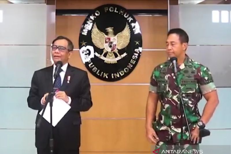 Kemarin, Mahfud MD-Panglima TNI bahas Papua hingga hukuman koruptor