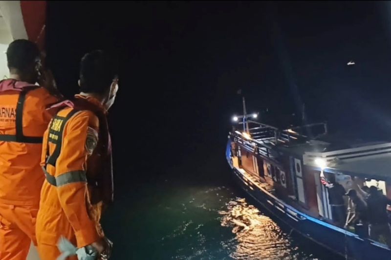 13 penumpang Kapal New Bira Fishing ditemukan dalam keadaan selamat
