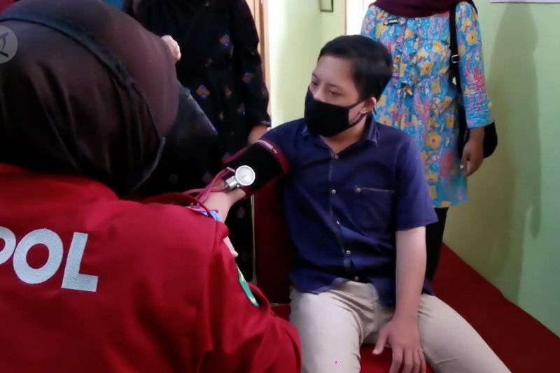 Polda Banten gelar vaksinasi bagi siswa berkebutuhan khusus