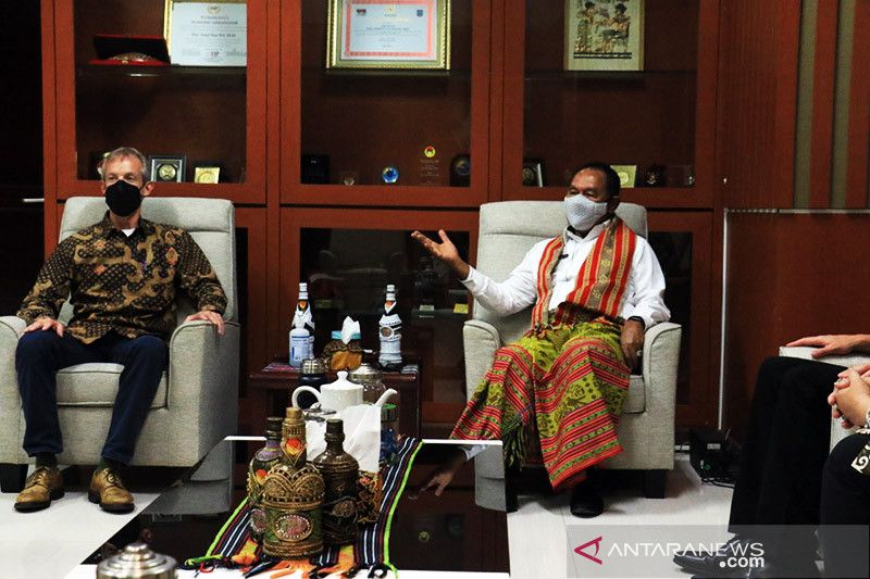Wagub NTT minta IOM proaktif berkomunikasi dengan imigran di Kupang