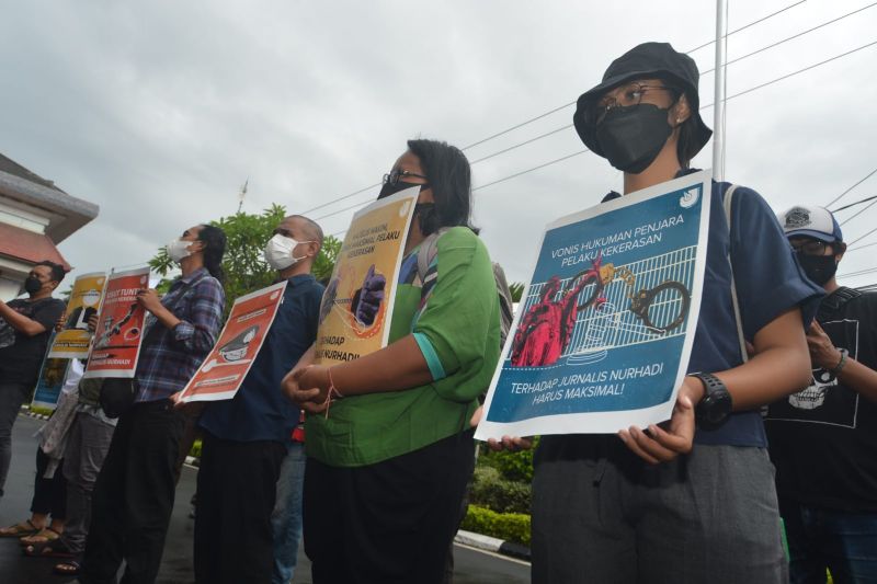 Kejati Bali tindaklanjuti aksi AJI Denpasar terkait kasus Nurhadi