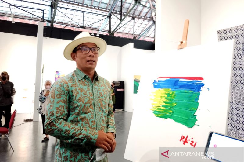 Kang Emil beri isyarat lewat lukisan soal maju Pilpres 2024