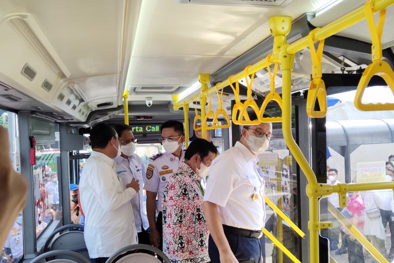 Bus lama Koantas Bima untuk aktivasi ruang publik dan UMKM