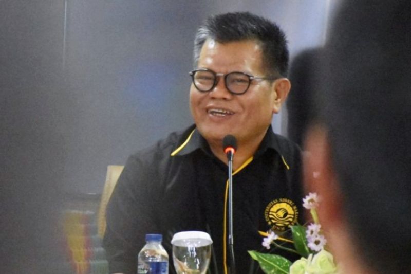 profil-husain-syam-mantan-rektor-yang-maju-pilkada-sulbar-2024