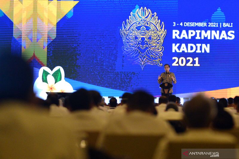 Presiden Joko Widodo hadiri Rapimnas Kadin Indonesia 2021
