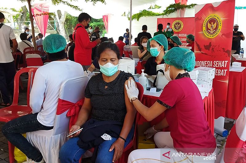 Kabinda Bali minta masyarakat tak terpengaruh hoaks terkait vaksin