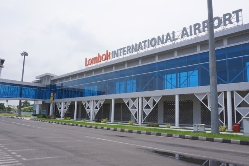 Semeru meletus, penerbangan di Bandara Lombok tak terdampak