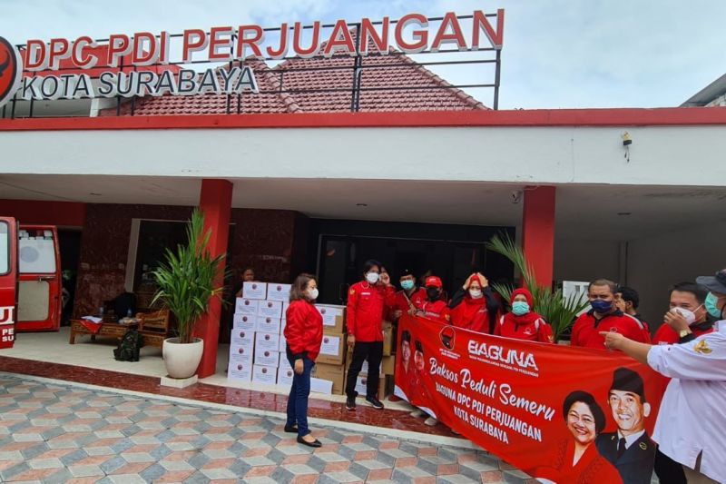 Baguna PDIP Surabaya kirim bantuan untuk korban letusan Gunung Semeru