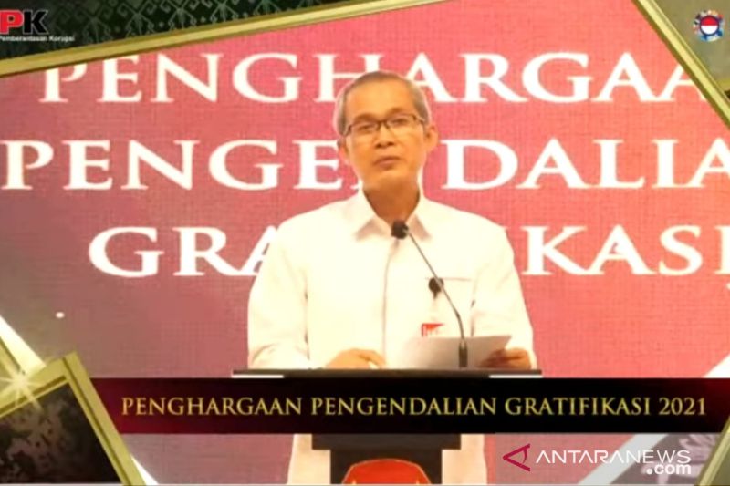KPK beri penghargaan terhadap tujuh pelapor gratifikasi
