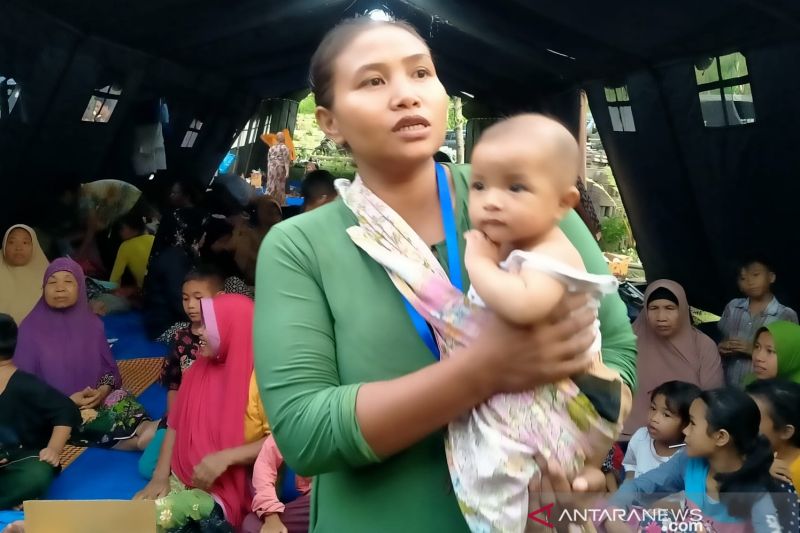 Korban banjir bandang di Lombok Barat takut kembali ke rumah