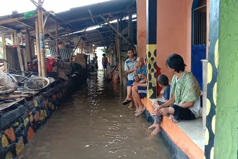 BPBD Mataram catat warga terdampak genangan 1.021 KK