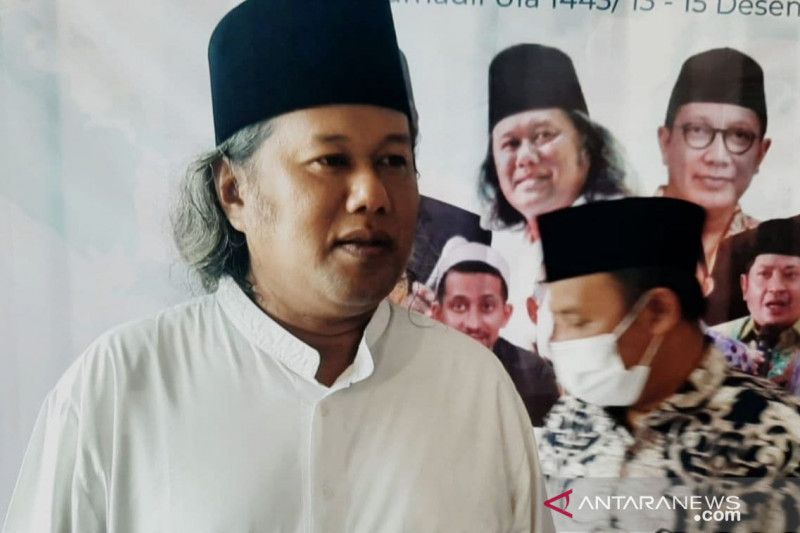 Gus Muwafiq mengimbau kiai dan ulama gaungkan moderasi beragama