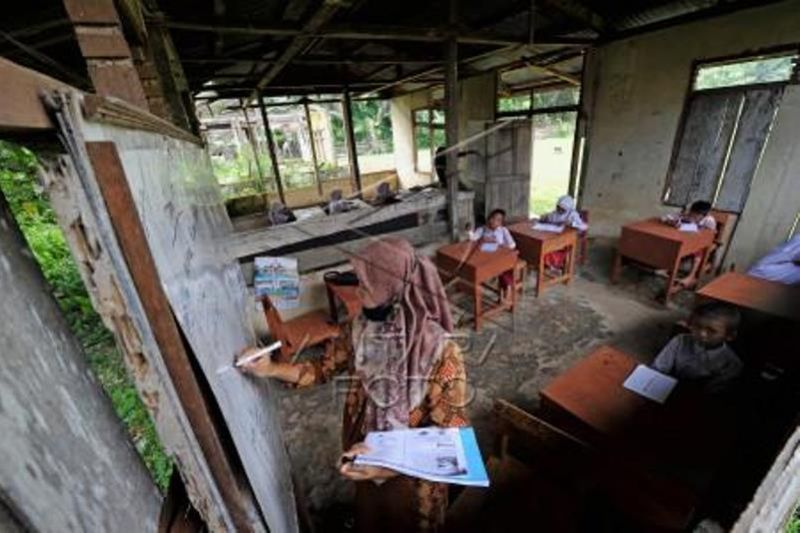 Sekolah Kekurangan Ruang Kelas Di Jambi