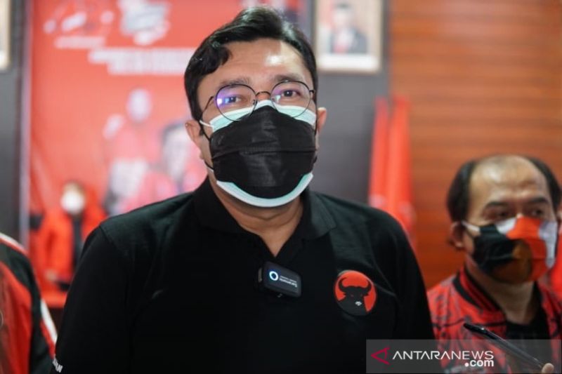 Buntut singgung Bahasa Sunda, PDI Perjuangan Jabar minta Arteria Dahlan dipecat