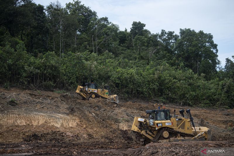 Pembangunan Proyek Hilirisasi Batu Bara Menjadi DME