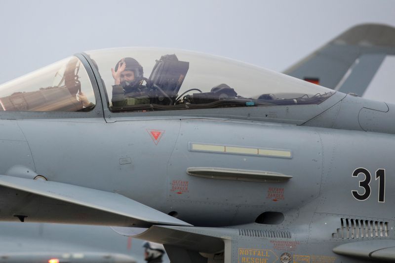 El ministro de Defensa de Ucrania pide a Alemania y Gran Bretaña que envíen aviones Eurofighter Typhoon