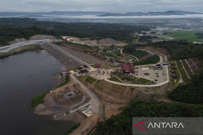 PEMAMFAATKAN BENDUNGAN LADONGI KOLAKA TIMUR