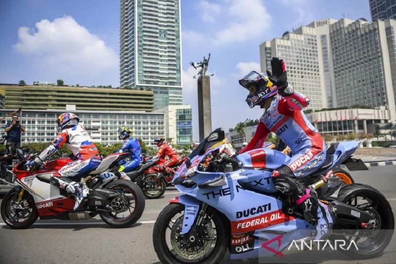 Parade pebalap MotoGP di Jakarta