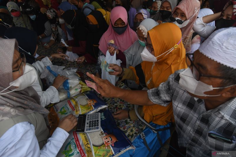 PASAR MURAH JELANG RAMADAN DISERBU WARGA