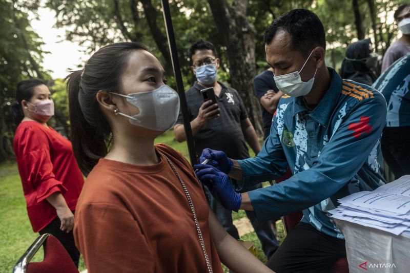 Jakarta Pusat tingkatkan vaksin penguat di perkantoran