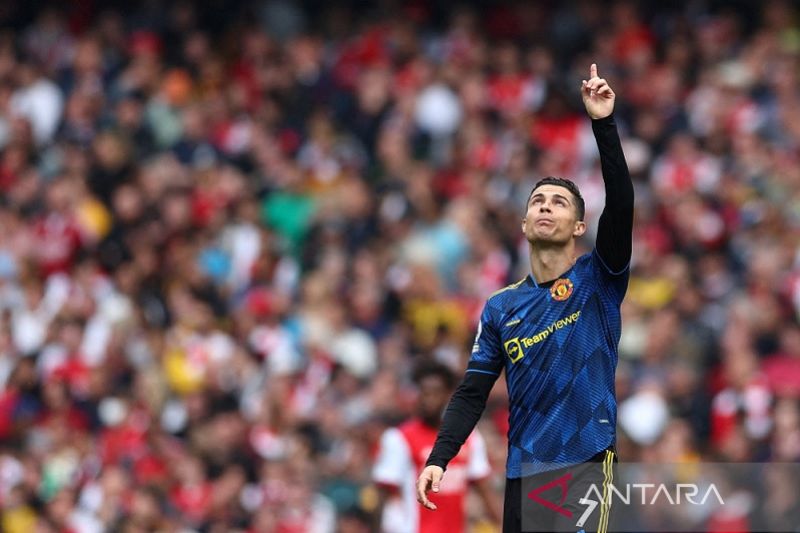 Cristiano Ronaldo hanya cetak rekor individual pada laga Arsenal versus MU
