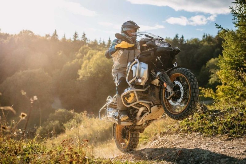 BMW Motorrad Spanyol hadirkan paket pariwisata alam di Maroko