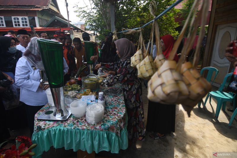 LEBARAN KETUPAT AJANG SILATURAHMI USAI MUDIK