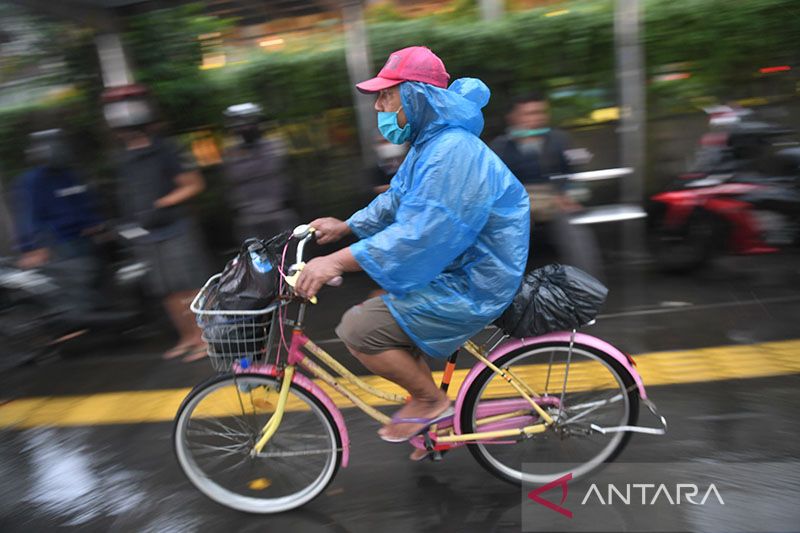 BMKG perkirakan sebagian Jakarta berpotensi hujan di siang hari