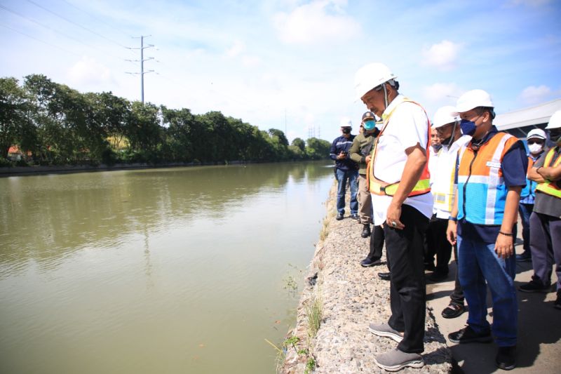Wawali datangi Pelabuhan Kalimas Surabaya antisipasi dampak banjir rob