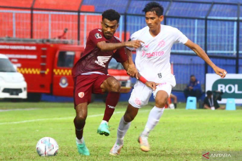 Liga 1 Indonesia – PSM Makassar kembali ke puncak setelah taklukkan Persib Bandung 2-1