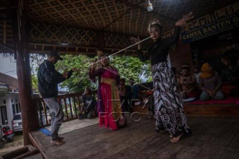 Gelar Kesenian Tradisonal Sunda