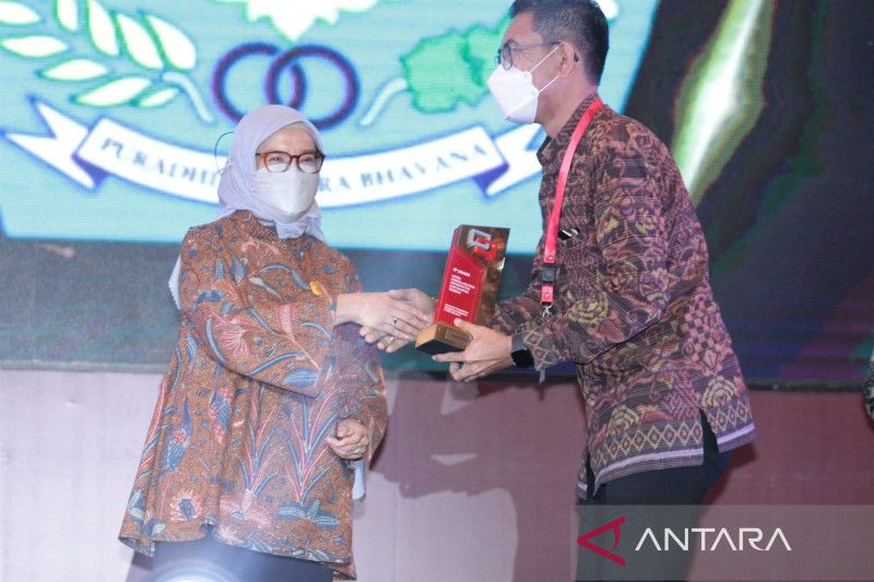 Pemkot Denpasar-Bali raih penghargaan Pengelolaan Pengaduan Publik
