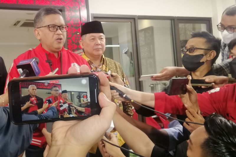 Sekjen PDIP: Megawati terus mempertimbangkan nama Capres 2024