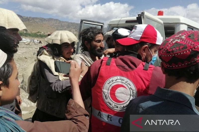 PMI koordinasi dengan Bulan Sabit Merah bantu korban gempa Afghanistan