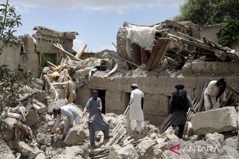 Afghanistan cari bantuan untuk korban selamat dari gempa