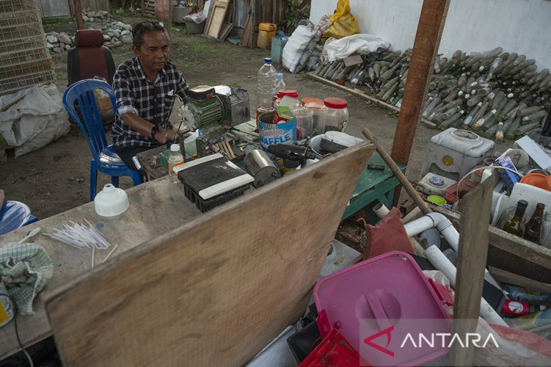 Bank Sampah Navoe Produksi BBM dari Sampah Plastik