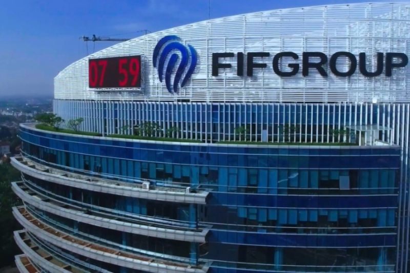 FIFGroup Gelar Kompetisi Karya Tulis Di HUT Ke-33