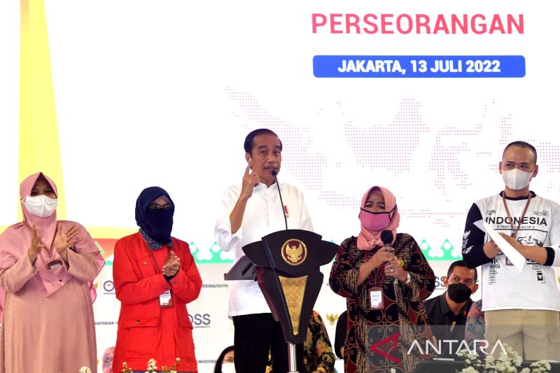 Presiden Jokowi ajak UMKM manfaatkan aplikasi online guna dongkrak omzet