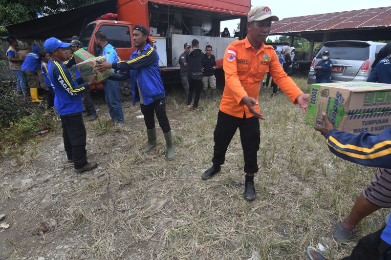 Bantuan Untuk Korban Banjir Bandang